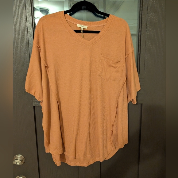 easel Tops - Easel Oversized Blouse‎ With Pocket